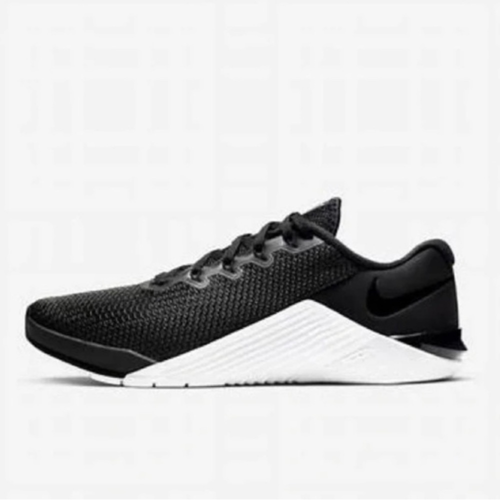 Nike Metcon 5 Training Shoes